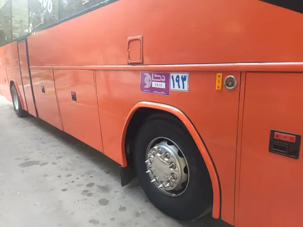 اتوبوس ولو بی هفت مدل ۸۵ نیمه دوم|خودرو سنگین|خمینی‌شهر, |دیوار