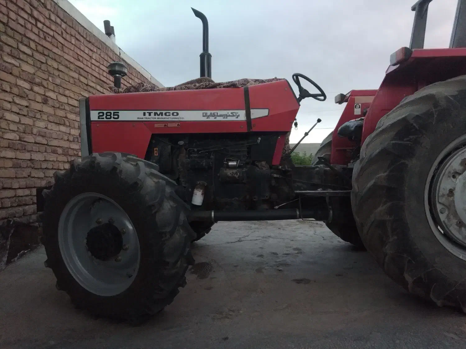 تراکتور ۲۸۵ جف مدل ۸۶|خودرو سنگین|نوشین شهر, |دیوار