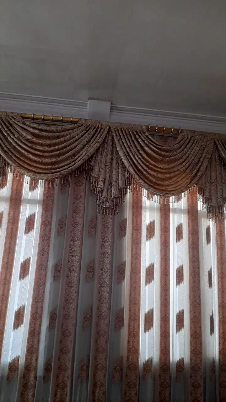 پرده پذیرایی و اتاق ست|پرده، رانر، رومیزی|صحنه, |دیوار