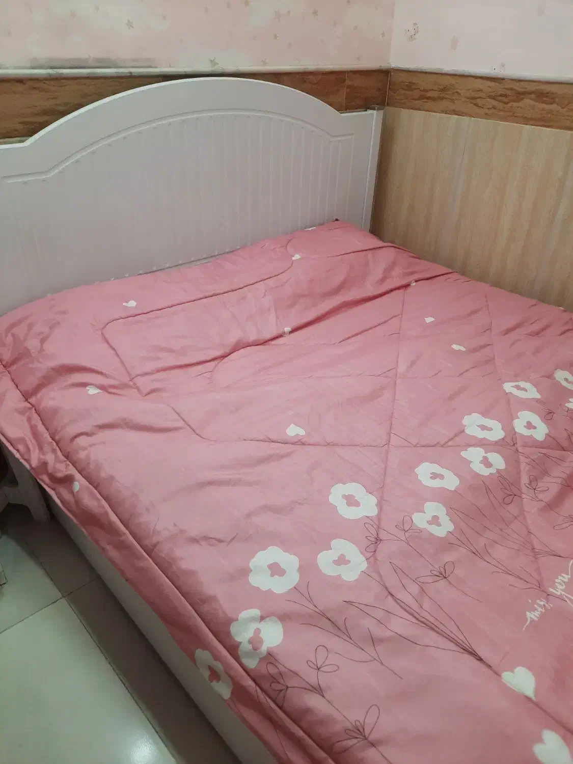 تخت خواب دونفره|تخت و سرویس خواب|قم, حمام تالار|دیوار