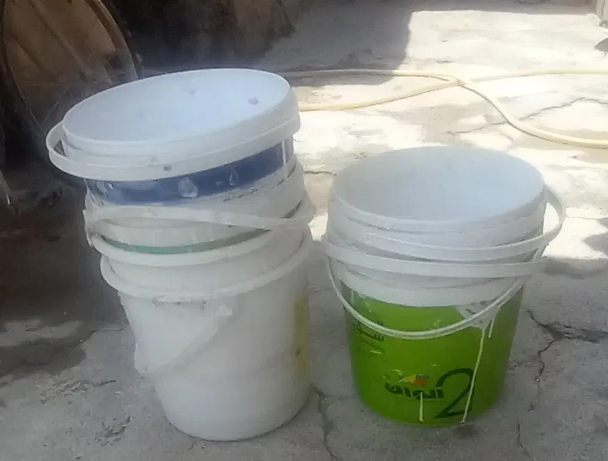 سطل خالی|ظروف نگهدارنده، پلاستیکی، یک‌بارمصرف|شیروان (خراسان), |دیوار