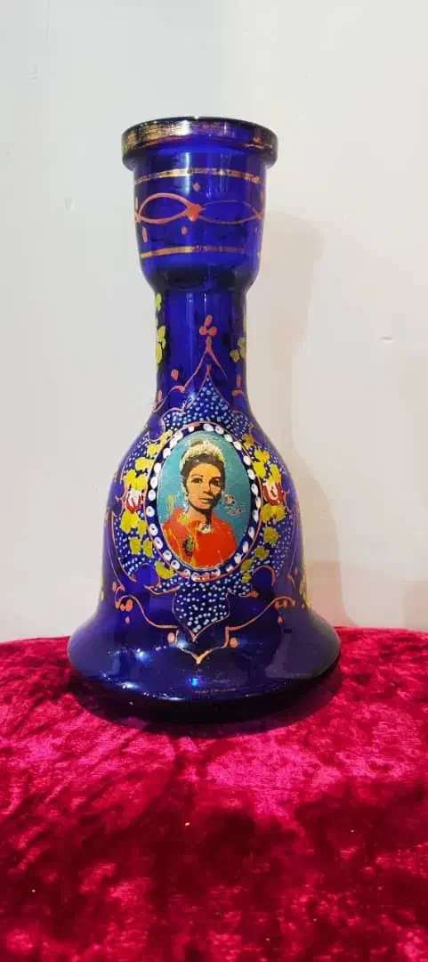 پایه قلیان شاه و فرح|کلکسیون اشیاء عتیقه|بهبهان, |دیوار