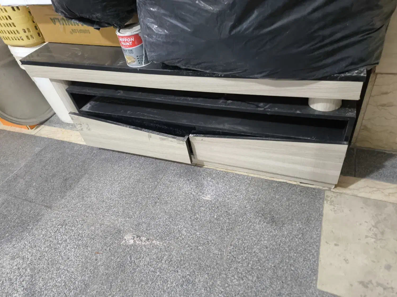 میز تلویزیون در حد نو|میز تلویزیون|قرچک, شهرک طلائیه|دیوار