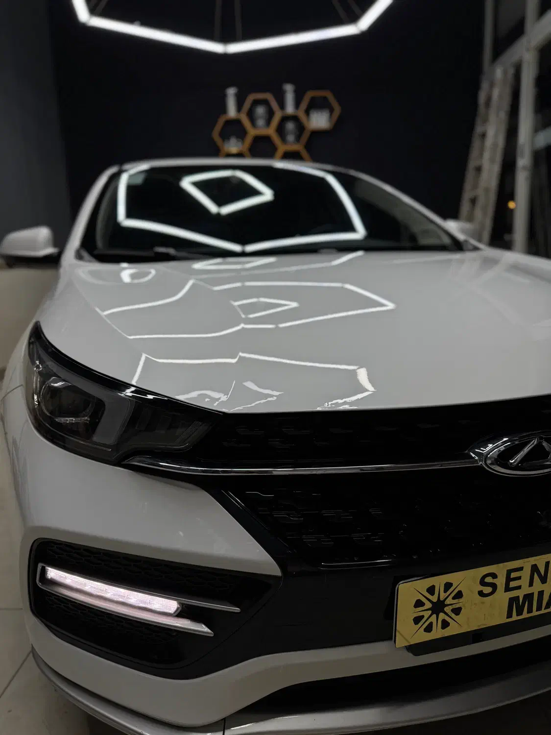 واکس و پولیش و نانو سرامیک خودرو|خدمات موتور و ماشین|میاندوآب, |دیوار