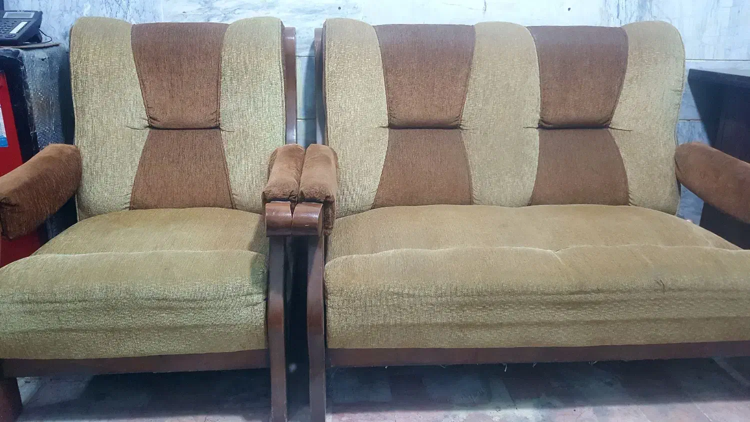 فروش مبل راحتی ۷ نفره رشت کارکرده|مبلمان خانگی و میز عسلی|رشت, حمیدیان|دیوار