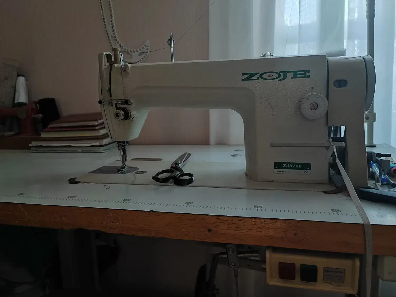 چرخ خیاطی|چرخ خیاطی و ریسندگی|تربت‌حیدریه, حسنی بالا|دیوار