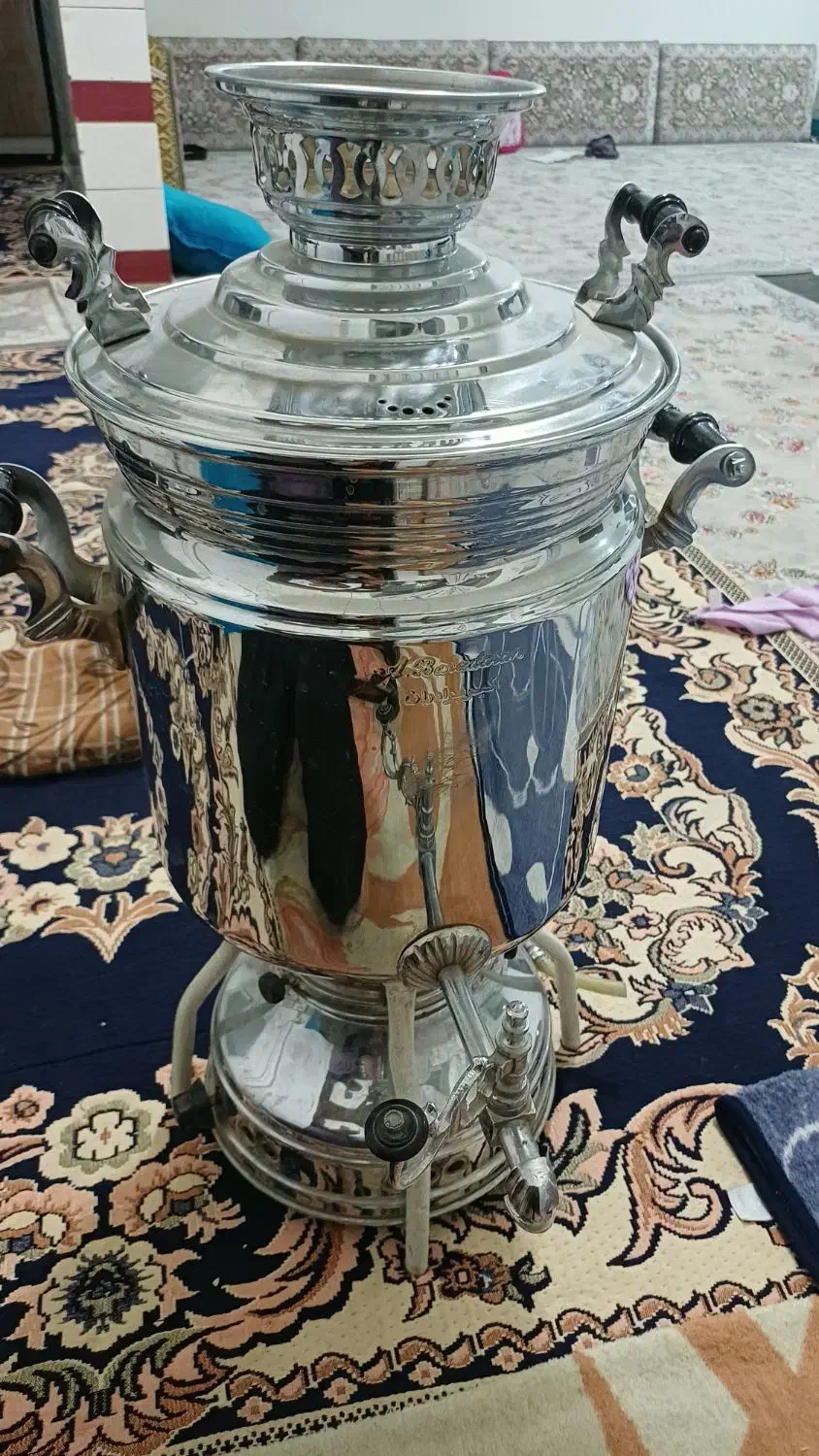 سماور ۲۰ لیتری در حد اکبر برادران|سماور، چایساز، قهوهساز|کبودرآهنگ, |دیوار