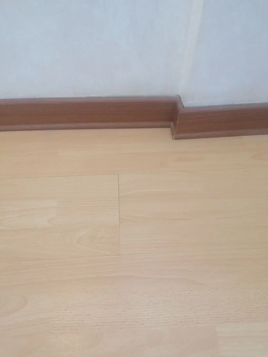 لمینت دست دوم|مصالح و تجهیزات ساختمان|شیراز, قصرالدشت|دیوار