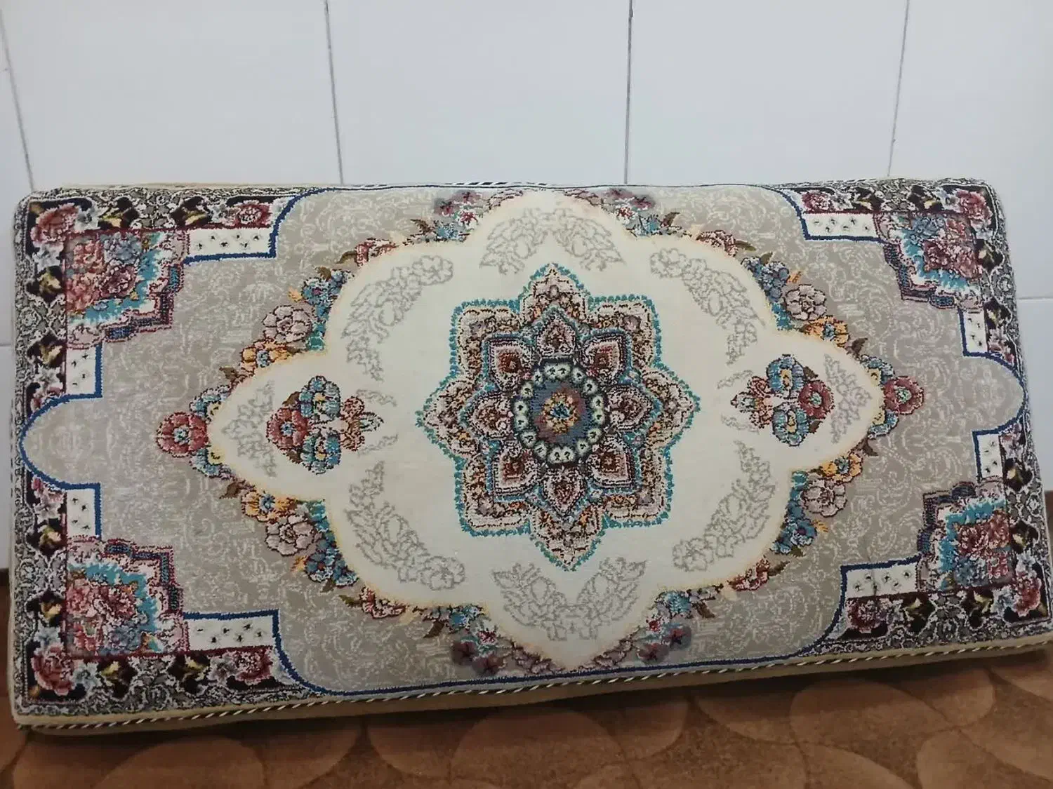 پشتی شیک و سالم|پشتی|قم, نیروگاه|دیوار