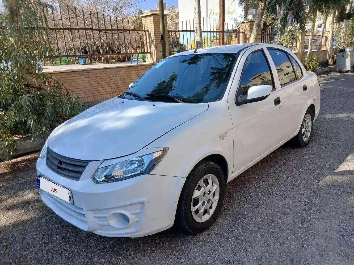 ساینا آخر ۹۹|خودرو سواری و وانت|قم, پردیسان|دیوار