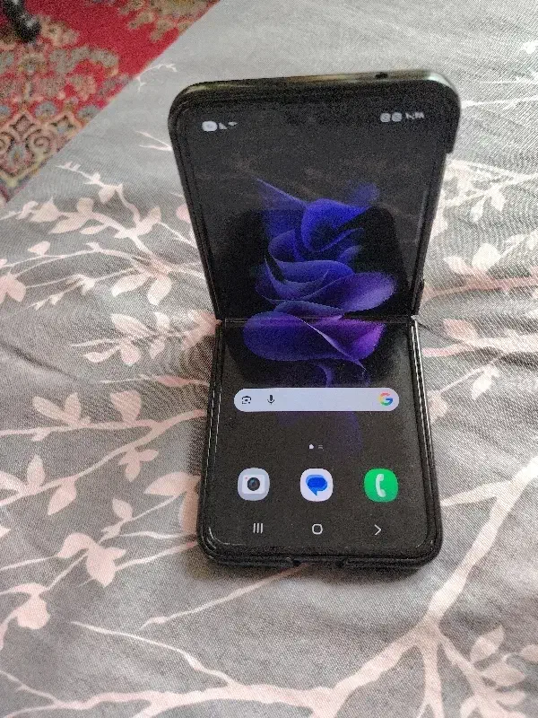 Z Flip 3 256g|موبایل|اصفهان, مسجد مصلی|دیوار