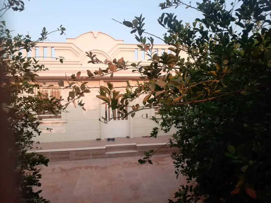 منزل ویلایی نزدیک ساحل|اجارهٔ کوتاهمدت ویلا و باغ|بندر گناوه, |دیوار