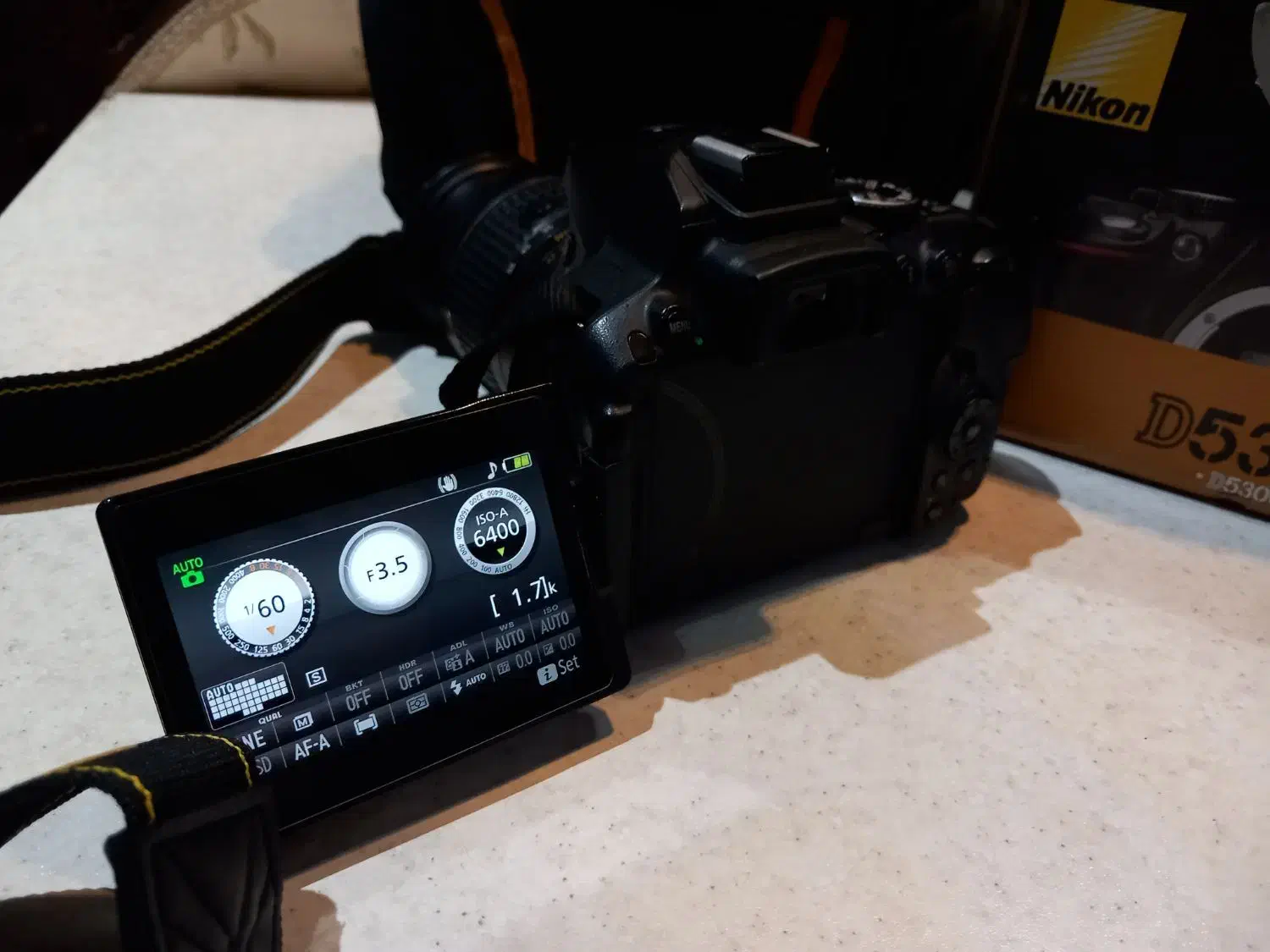 دوربین حرفه ای (۵۳۰۰ nikon)|دوربین عکاسی و فیلم‌برداری|شیراز, گلدشت معالی‌آباد|دیوار