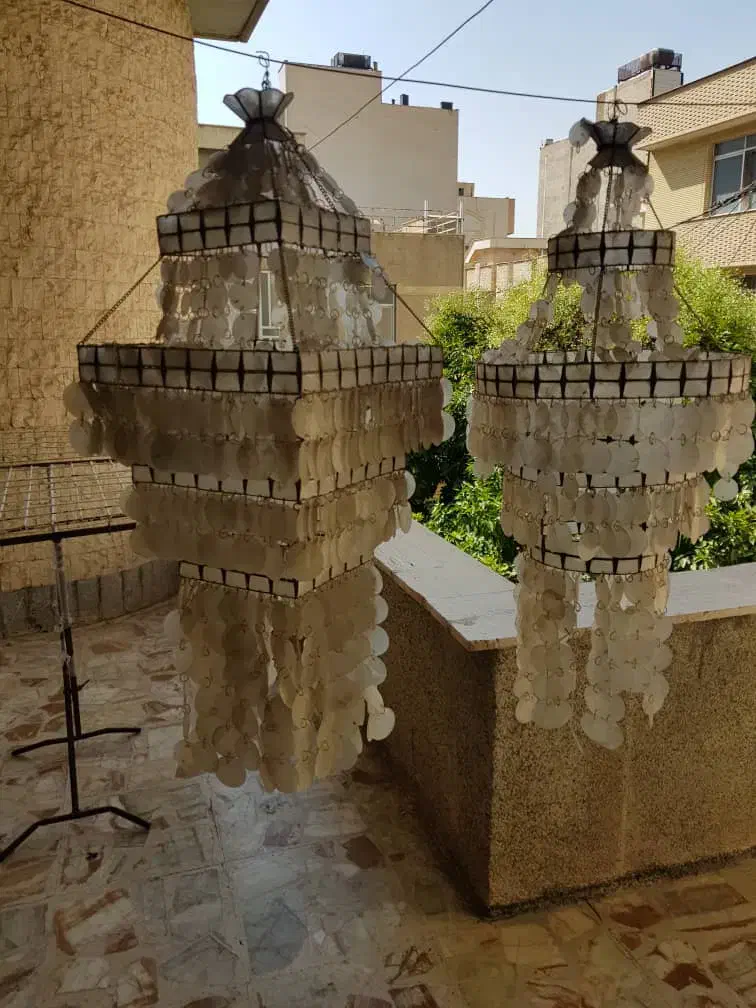 لوستر صدفی خارجی + لوسترسه شعله|لوستر و چراغ آویز|شیراز, زند|دیوار