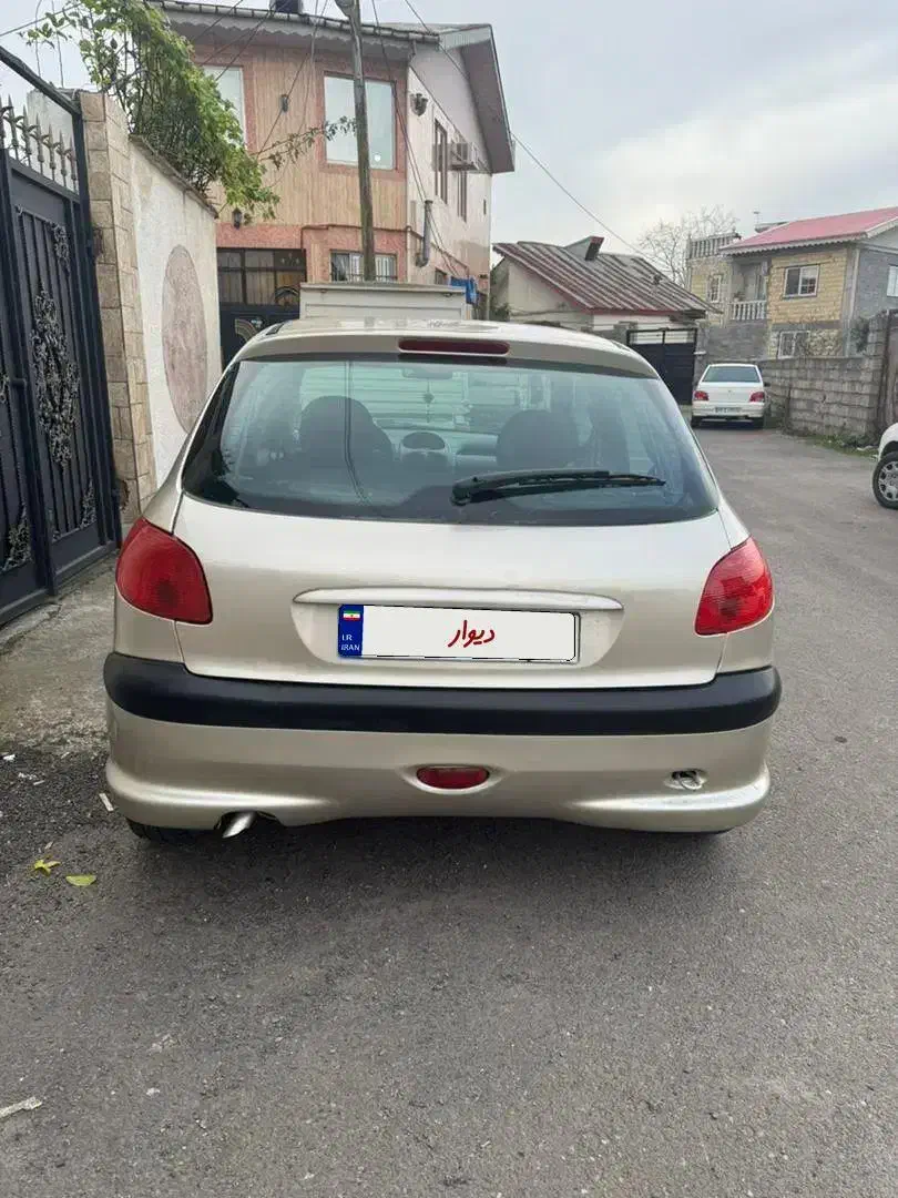 206 مدل 82|خودرو سواری و وانت|آستانه اشرفیه, |دیوار