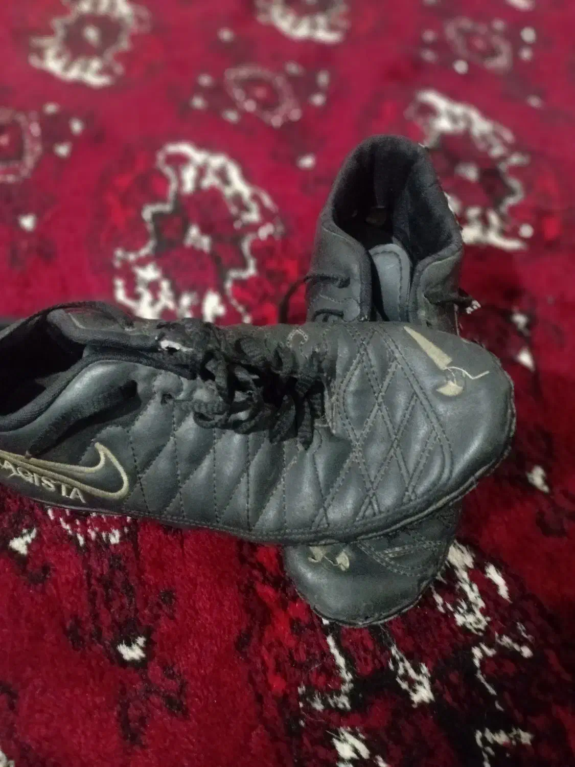 کفش فوتبال|کیف، کفش، کمربند|سیجوال, |دیوار