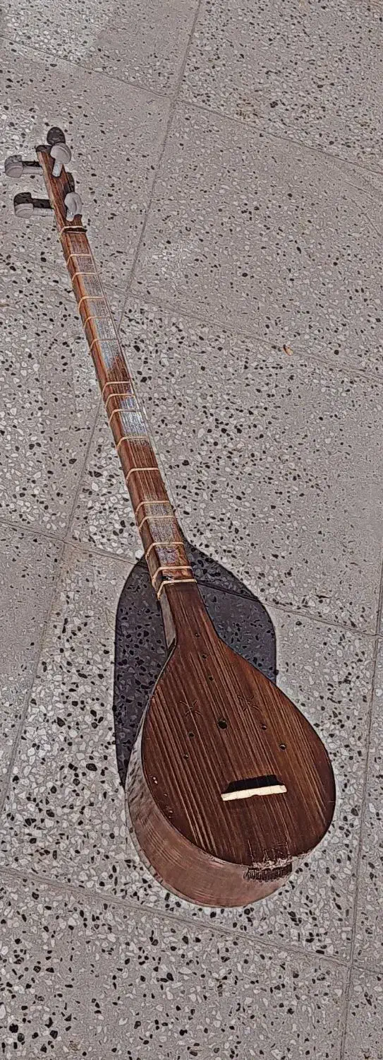 سه تار|سازهای سنتی|نیشابور, پنجراه|دیوار