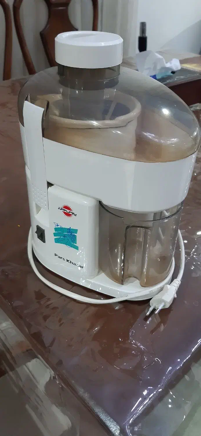 آب میوه گیری پارس خزر مدل700p|آبمیوه‌گیر و آب‌مرکبات‌گیر|تهران, علم و صنعت|دیوار