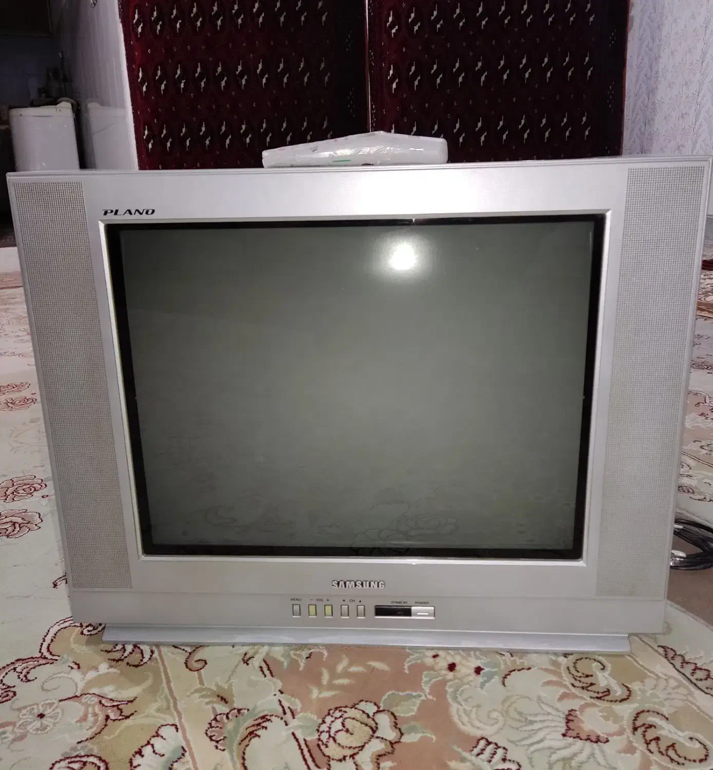 SAMSUNG 21|تلویزیون و پروژکتور|چناران, |دیوار