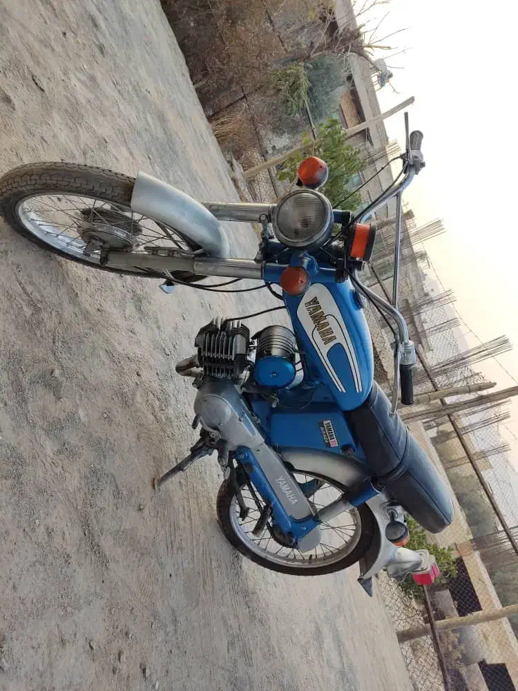 موتور یاماها ۱۰۰|موتورسیکلت|خمینی‌شهر, |دیوار