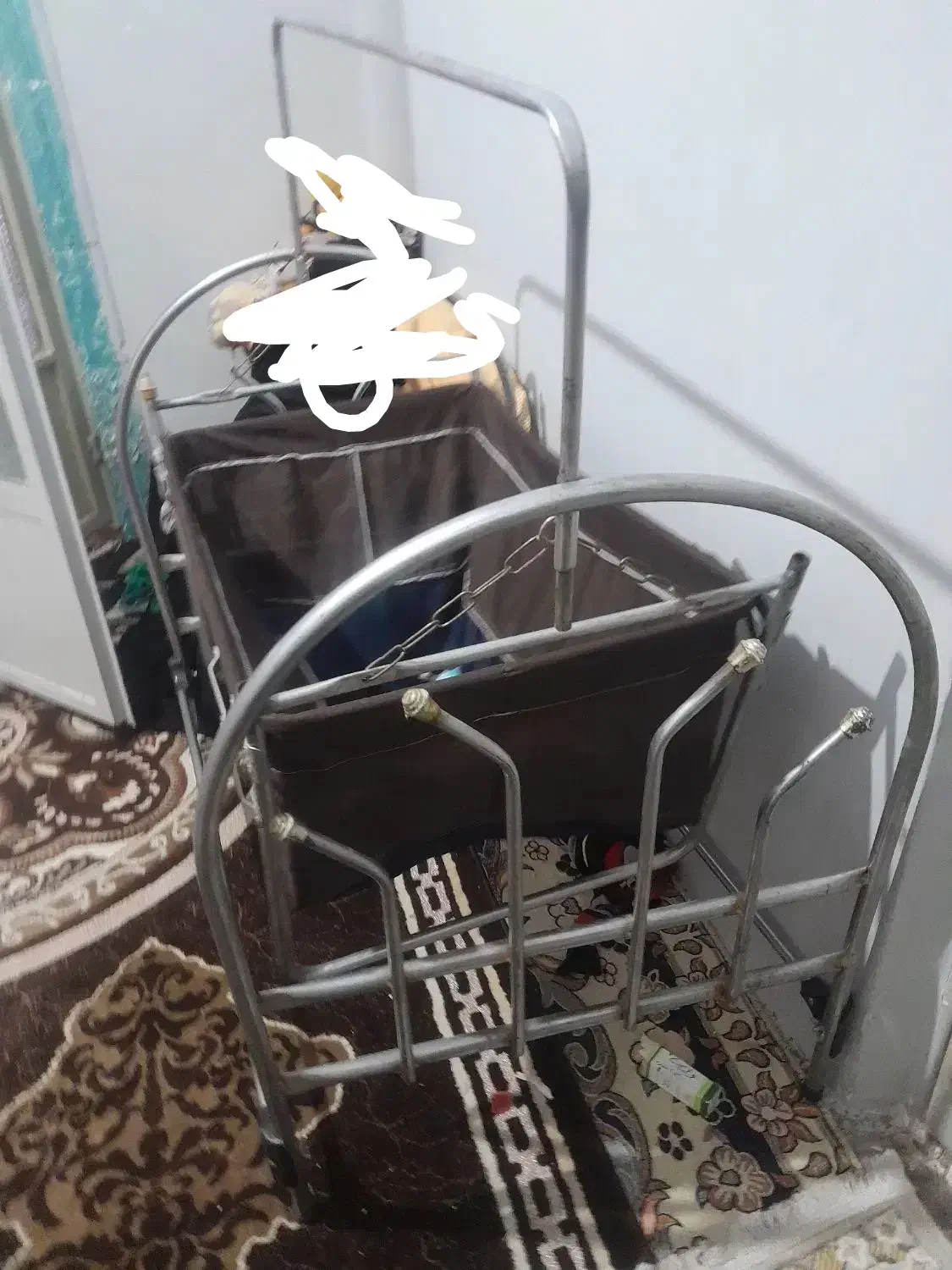 ۴۰۰|اسباب و اثاث بچه|شیراز, لب آب|دیوار