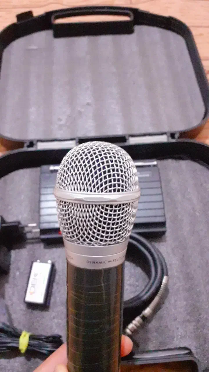 میکروفن سیکاکو عتیقه|آلات موسیقی|کرمانشاه, |دیوار