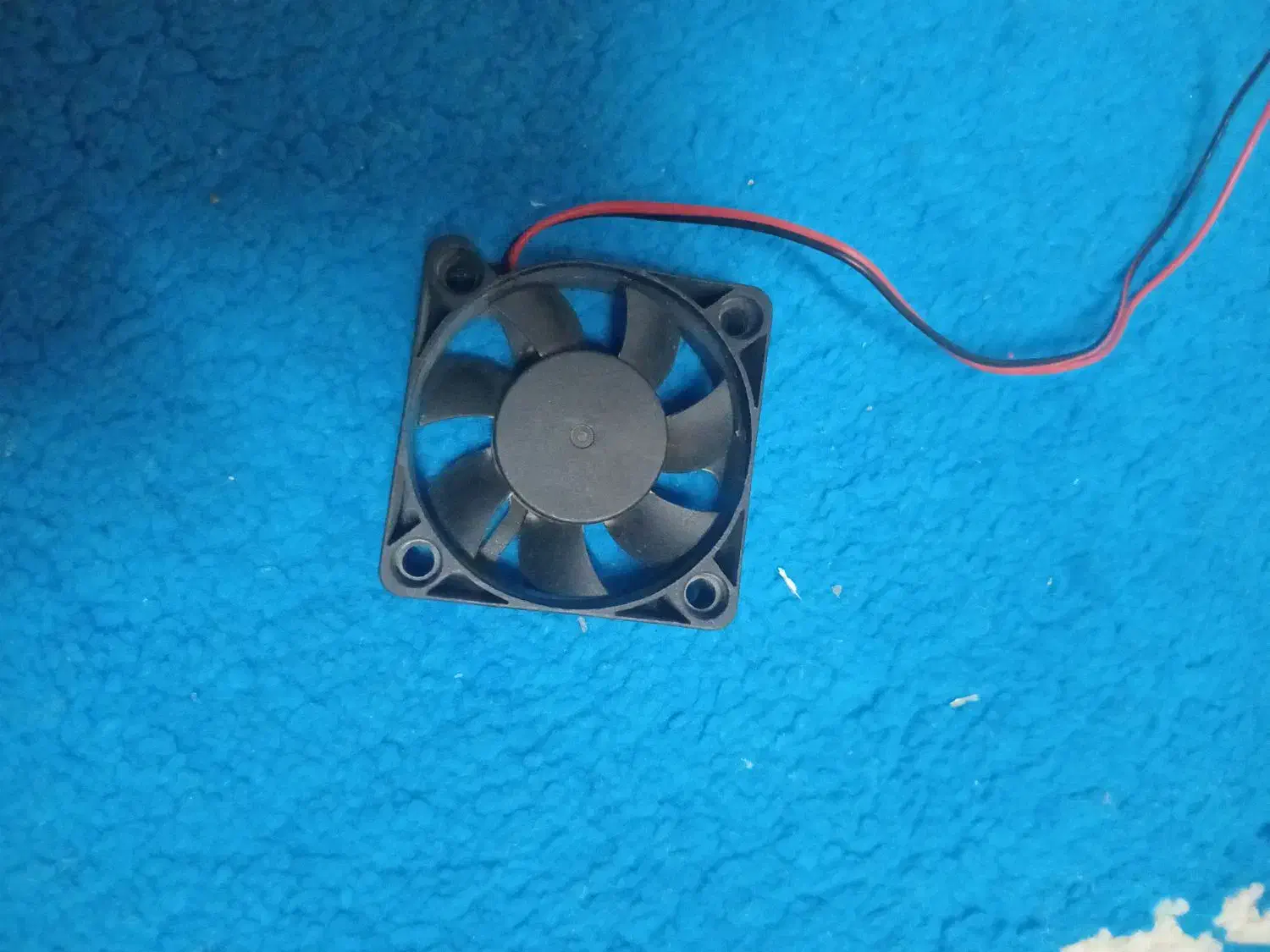 فن خنک کننده|قطعات و لوازم جانبی رایانه|اراک, |دیوار