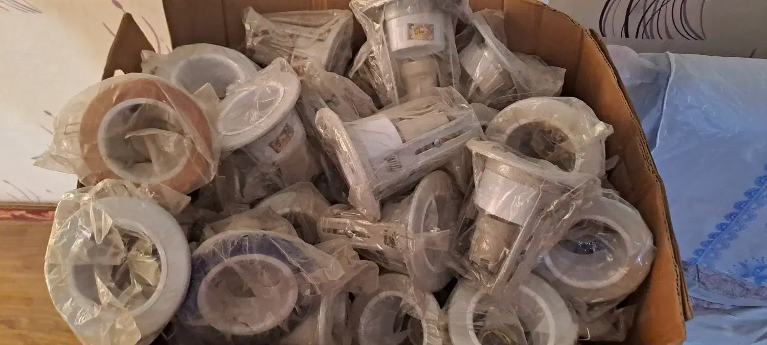 تعدادی پایه لامپ توکار کاملا نو|لامپ و چراغ|اهواز, امانیه|دیوار