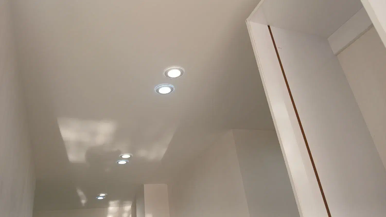 برق کشی و سیم کشی ساختمان|خدمات پیشه و مهارت|گرگان, |دیوار