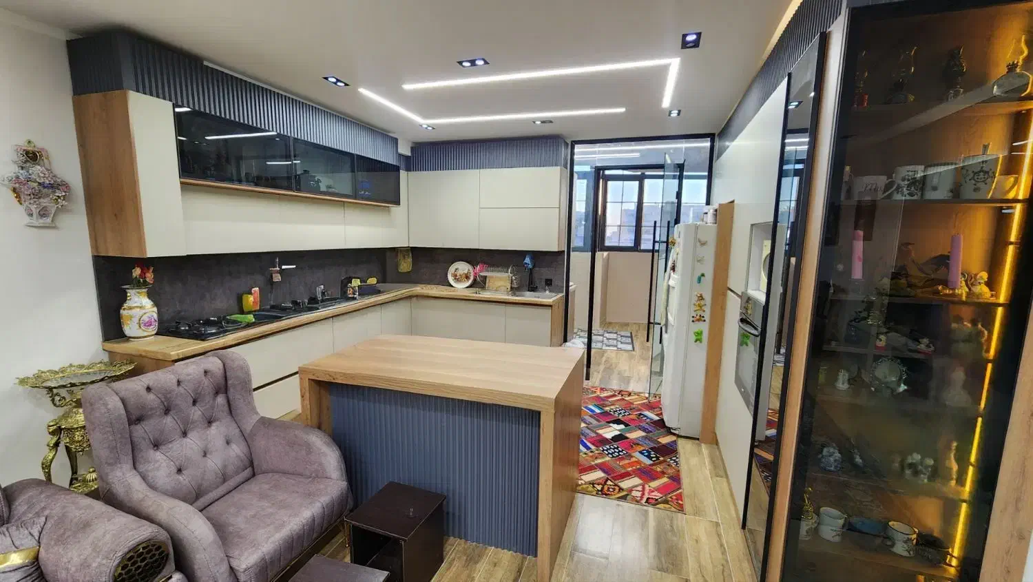 با احتیاط وارد شوید این ملک عجیب است / پاکبین|فروش آپارتمان|کرج, جهانشهر|دیوار