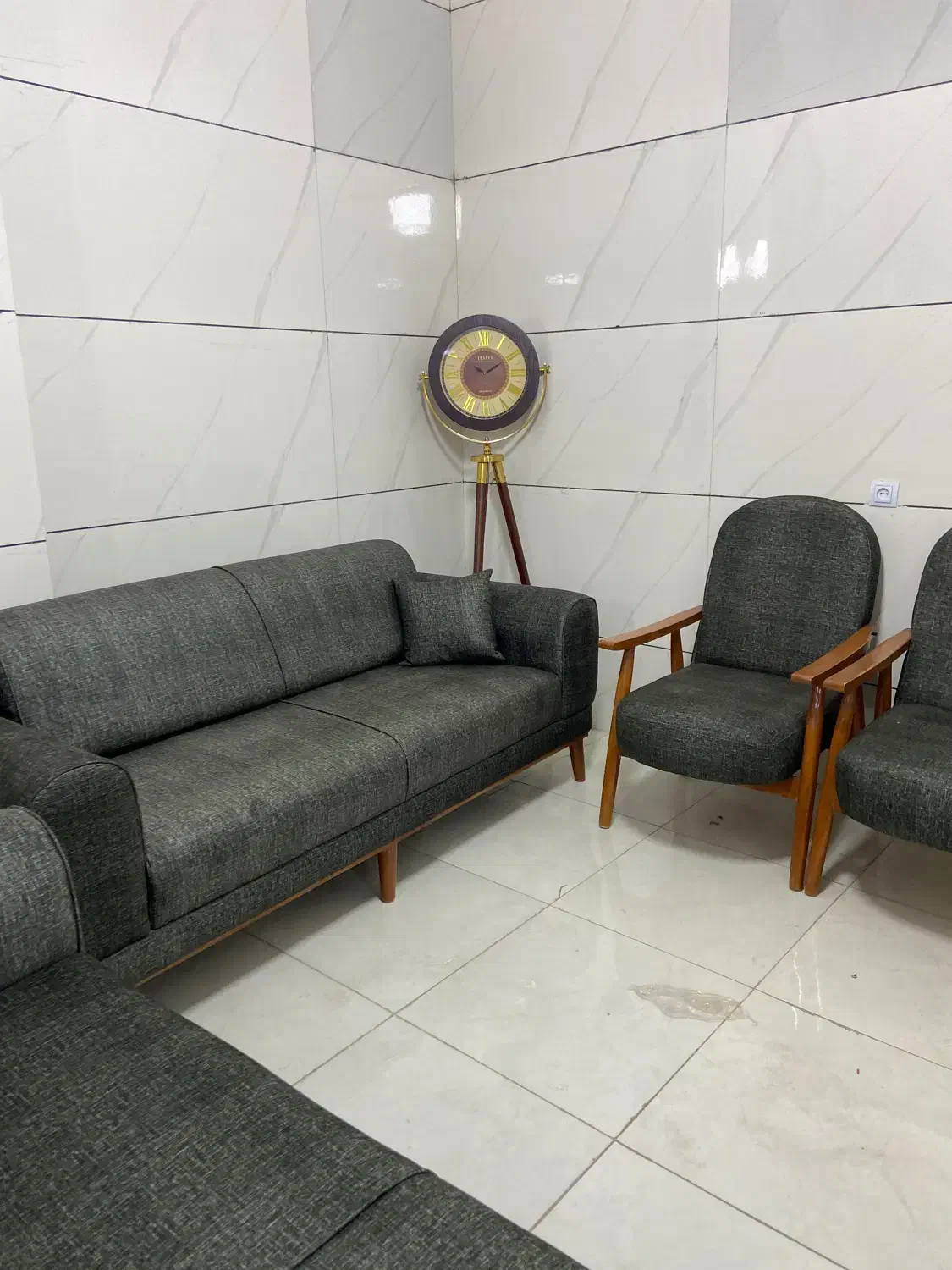 فروش ویژه مبل مینیمال شرکتی|مبلمان خانگی و میز عسلی|سنندج, |دیوار