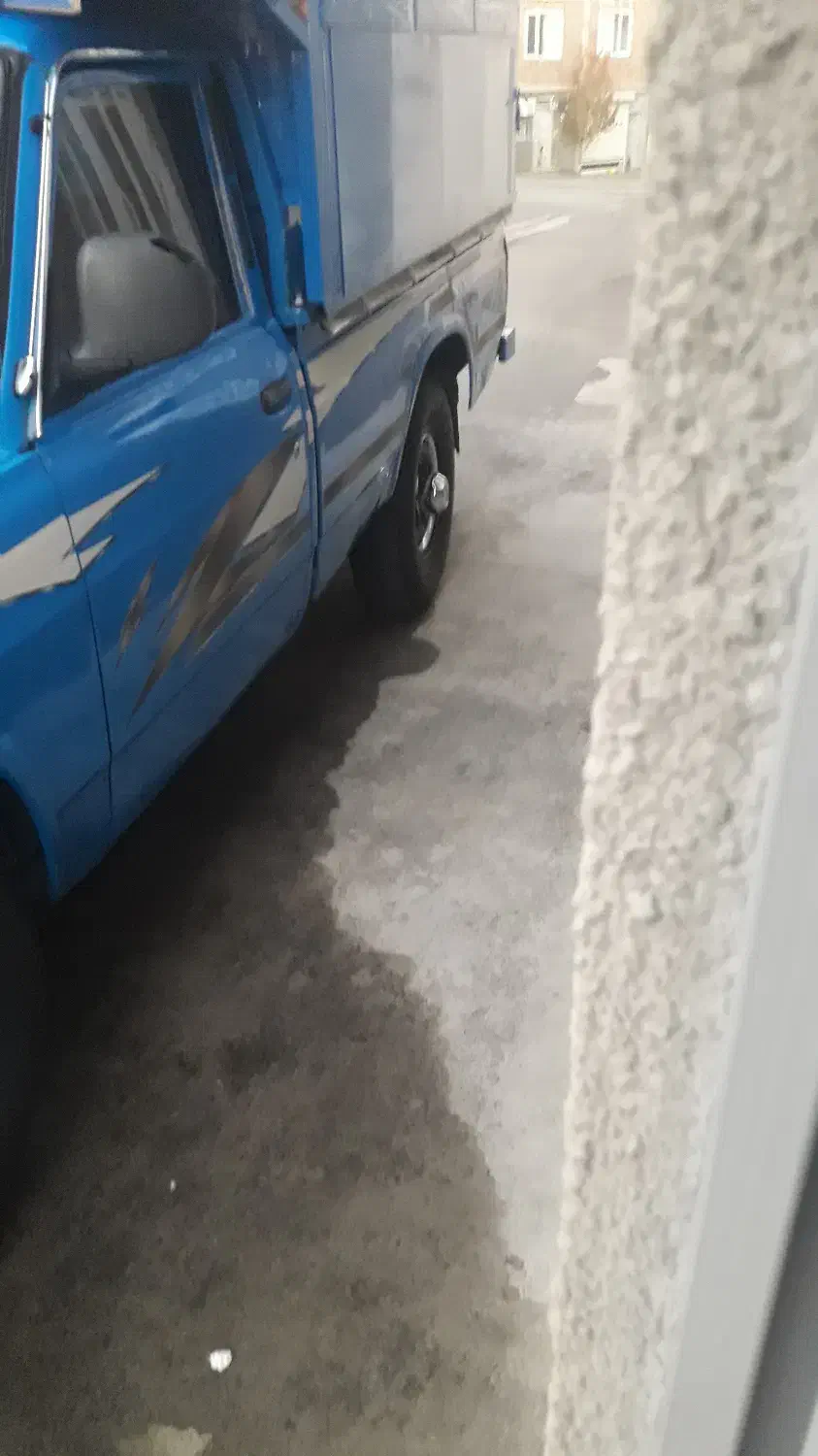 مدارک گمشده|اشیا|سقز, |دیوار