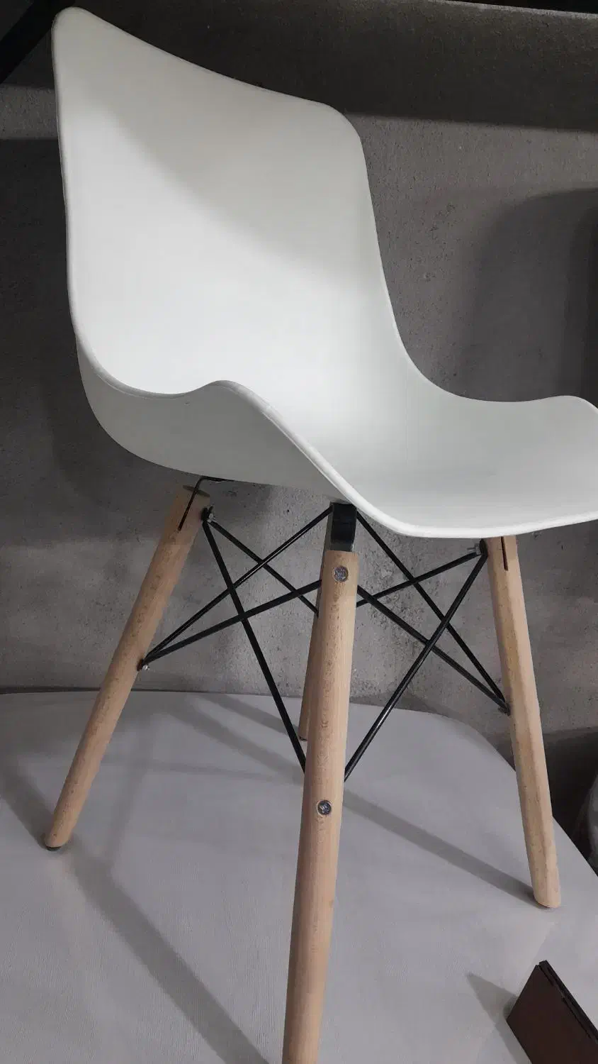 صندلی نشیمن‌‌فایبربتونی رنگ|صندلی و نیمکت|حمیدیا, |دیوار