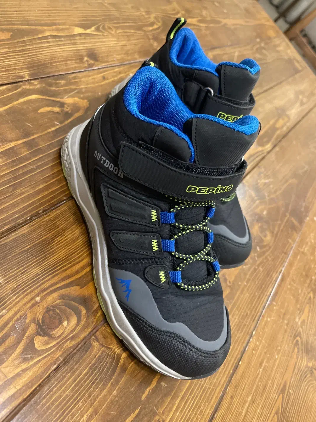 نیم بوت و کتونی|کفش و لباس بچه|تهران, بهار|دیوار