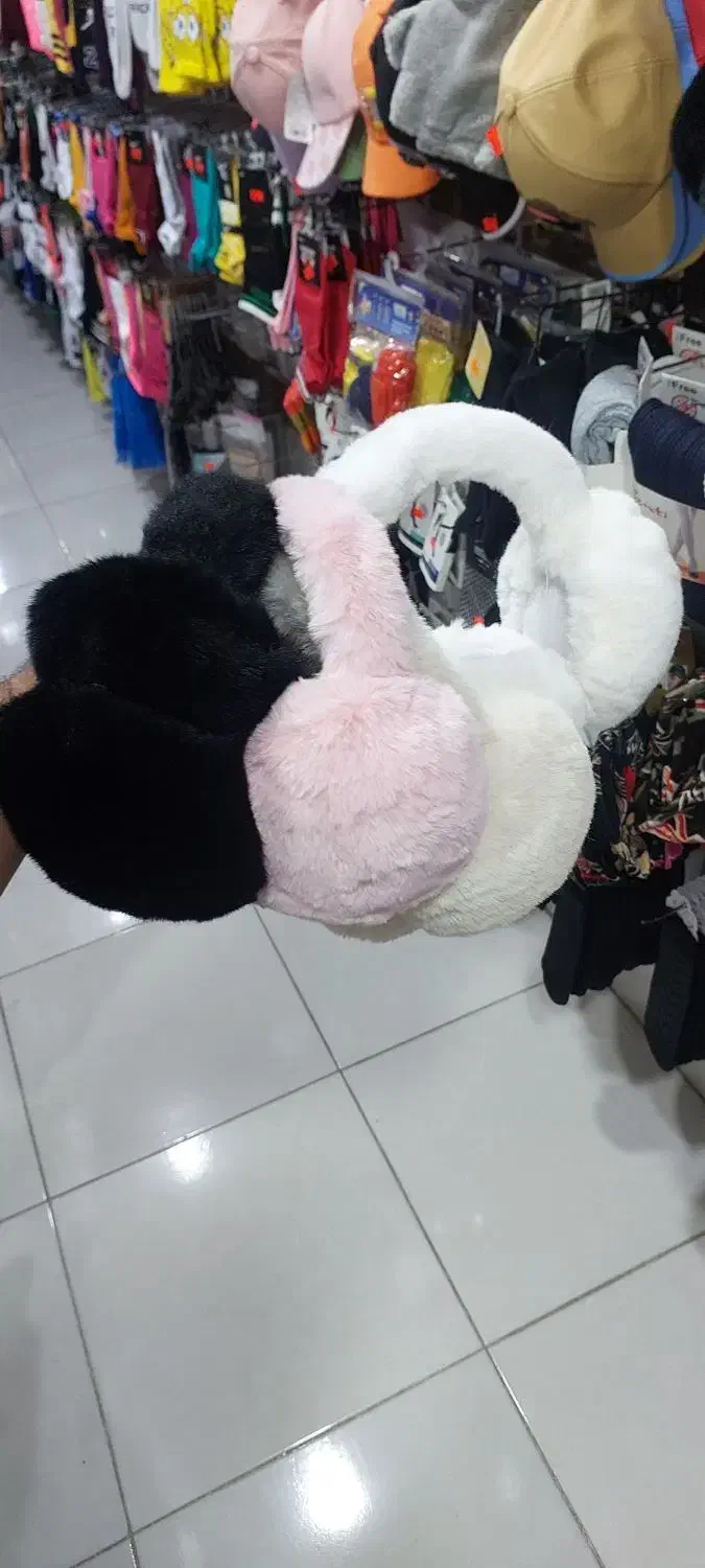 گوشبند پمپی و تاشو به صورت عمده و تک|لباس|کرمانشاه, |دیوار