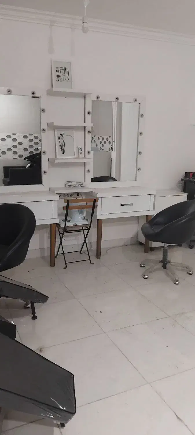 فروش لوازم آرایشگاه|آرایشگاه و سالنهای زیبایی|فاضل آباد, |دیوار