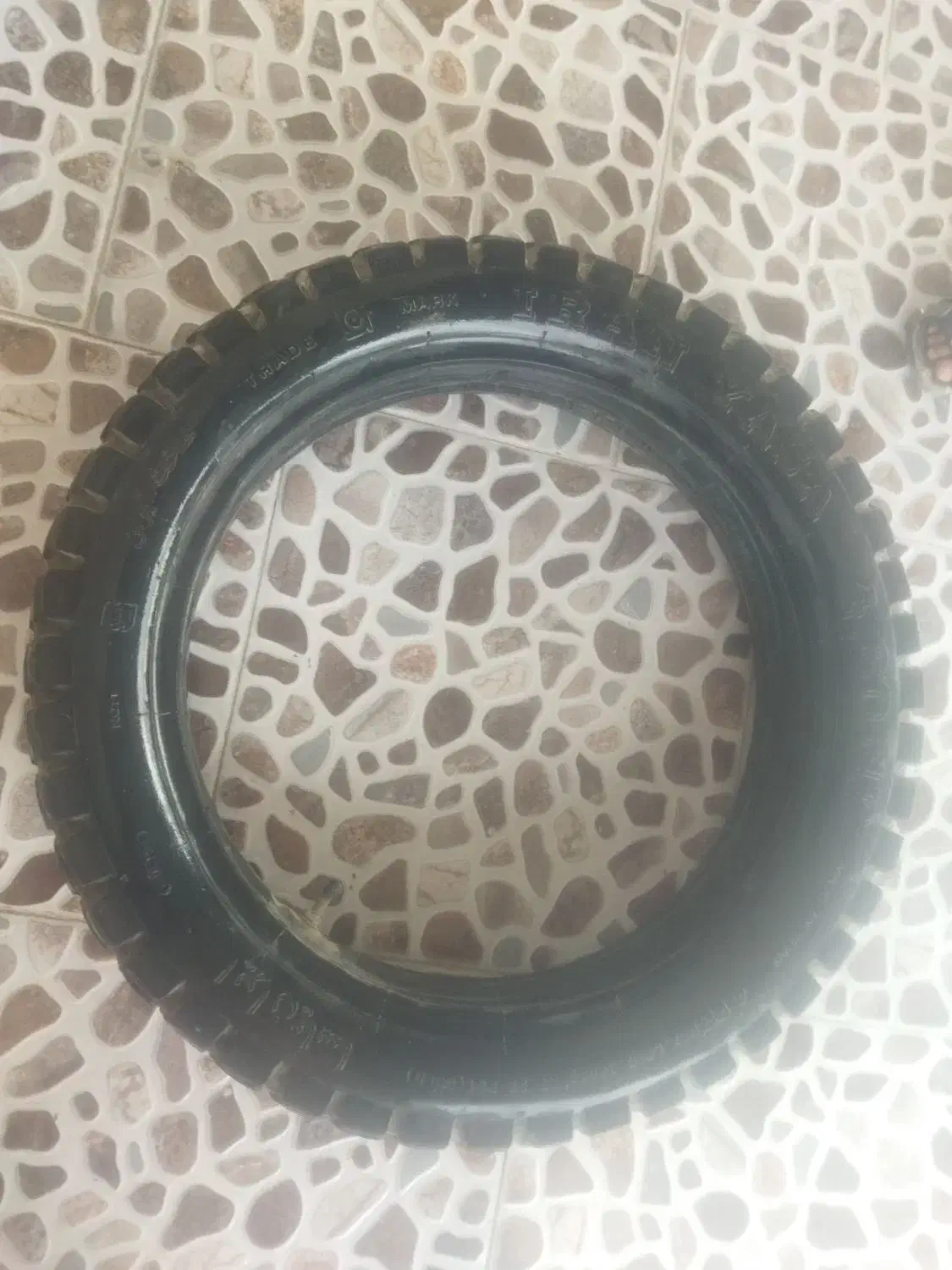 لاستیک موتور تریل و سه عدد لاستیک206|قطعات یدکی و لوازم جانبی|بندر ترکمن, |دیوار