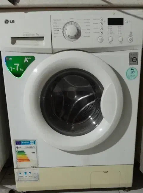 ماشین لباسشوی ال جی تمام اتماتیک|ماشین لباسشویی و خشککن لباس|تهران, شهرک ولیعصر جنوبی|دیوار