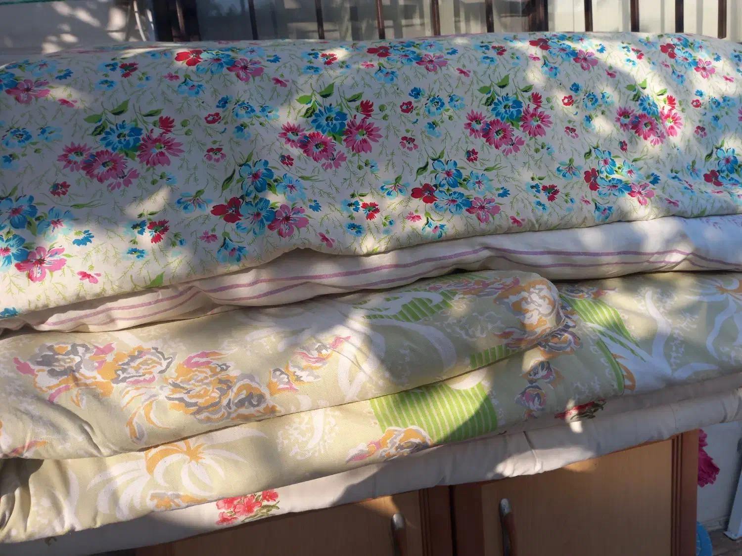 فروش لحاف و تشک|رختخواب، بالش، پتو|بندر انزلی, کوی واحدی|دیوار