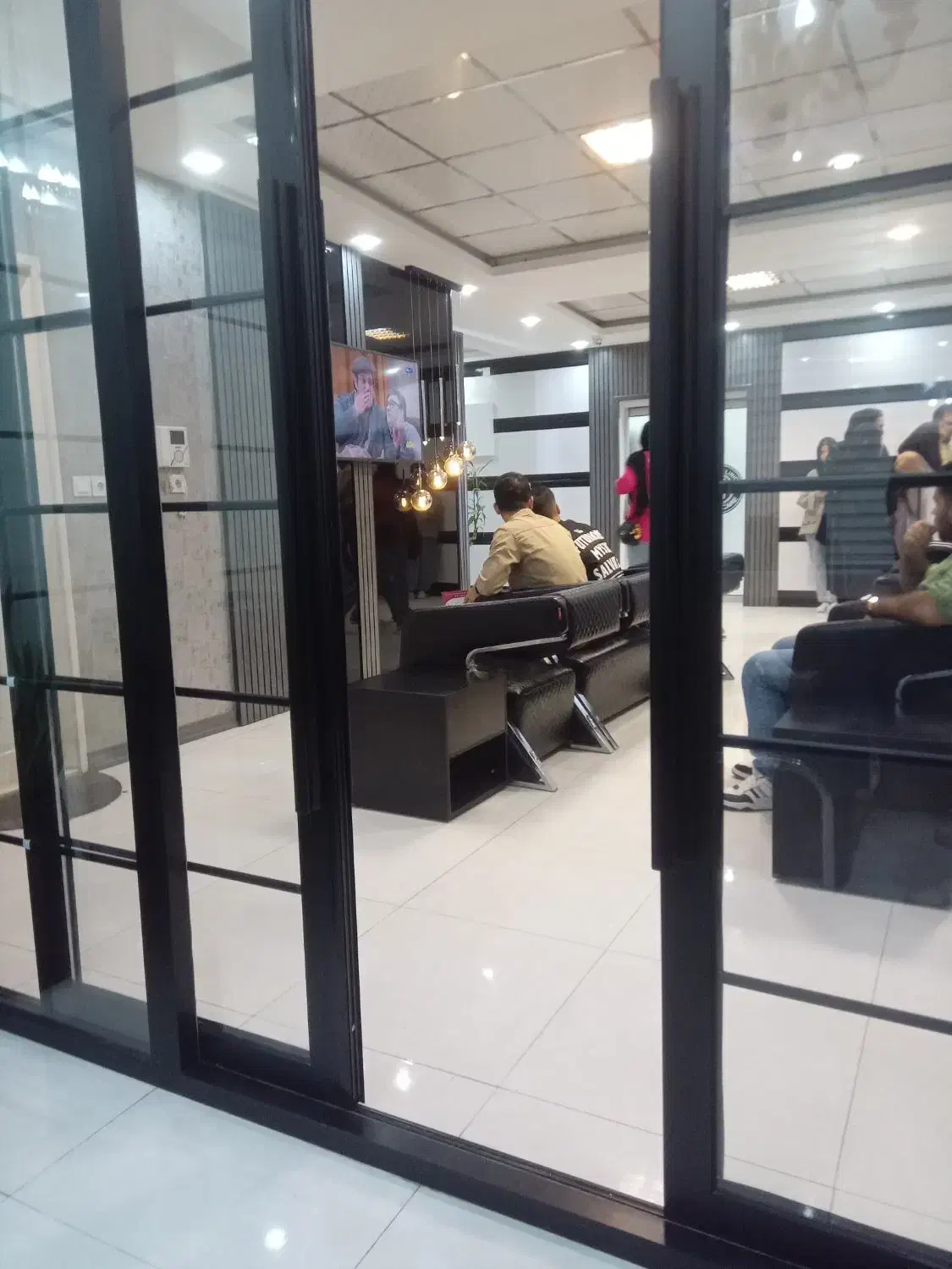 دستیار دندانپزشک باسابقه ووارد به کار|استخدام درمانی، زیبایی، بهداشتی|اهواز, کمپلو شمالی|دیوار