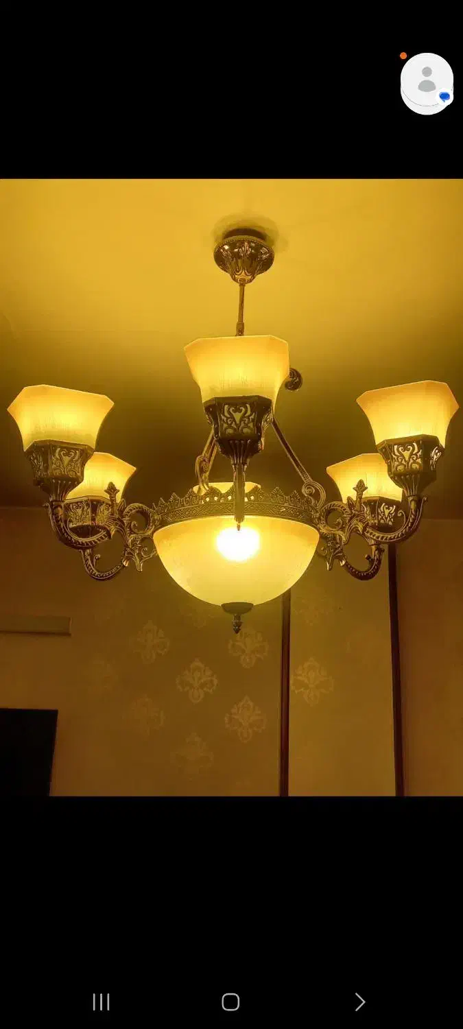 دو عدد لوستر ،یکی ۶ شاخه یکی بدون شاخه|لوستر و چراغ آویز|اصفهان, رسالت|دیوار