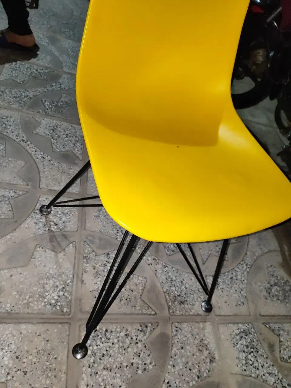 دوربین دست میز نهار خوری|میز و صندلی غذاخوری|مشهد, آزادشهر|دیوار