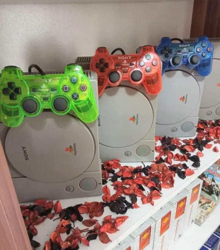 پلی استیشن ۱ کلاسیک عتیقه نو|کنسول، بازی ویدئویی و آنلاین|ساری, |دیوار