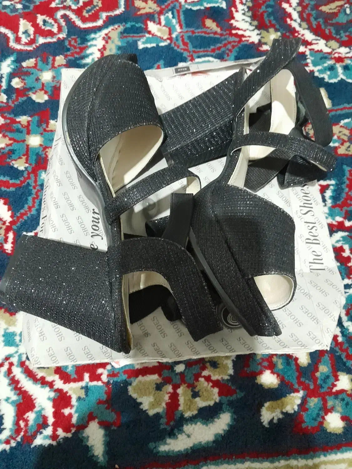 کفش مجلسی|کیف، کفش، کمربند|خرمدره, |دیوار