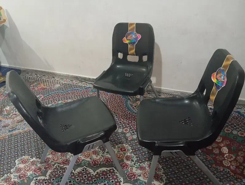 صندلی|میز و صندلی غذاخوری|بروجرد, |دیوار