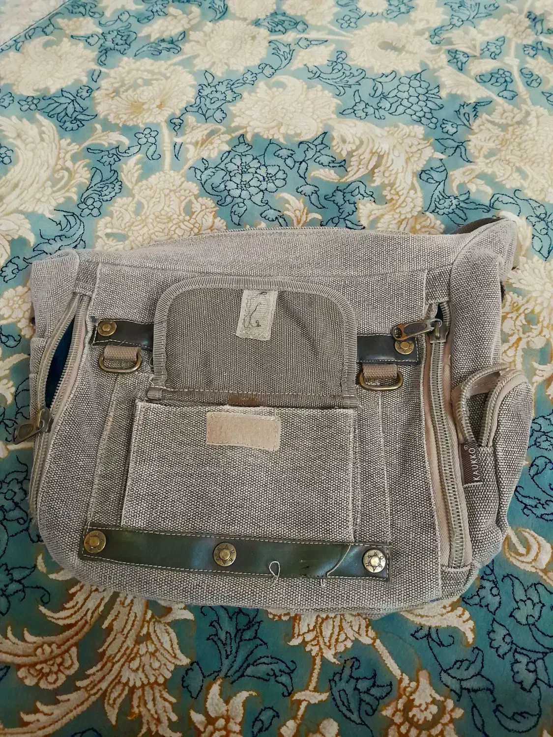 کیف و کوله رو دوشی برزنتی خارجی|کیف، کفش، کمربند|تهران, شهرک استقلال|دیوار