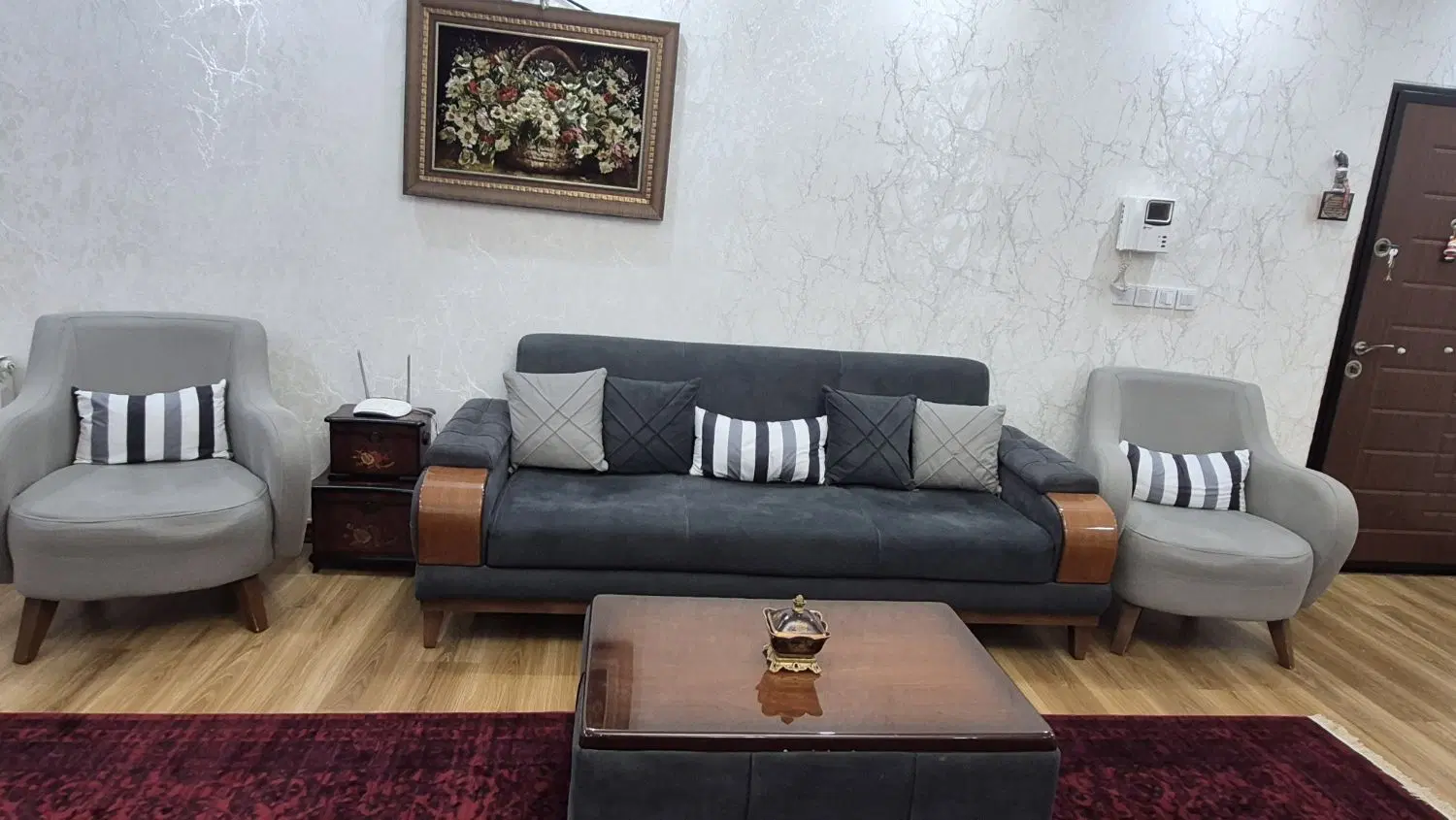 مبلمان 9 نفره در حد نو|مبلمان خانگی و میز عسلی|تهران, خانی آباد نو جنوبی|دیوار