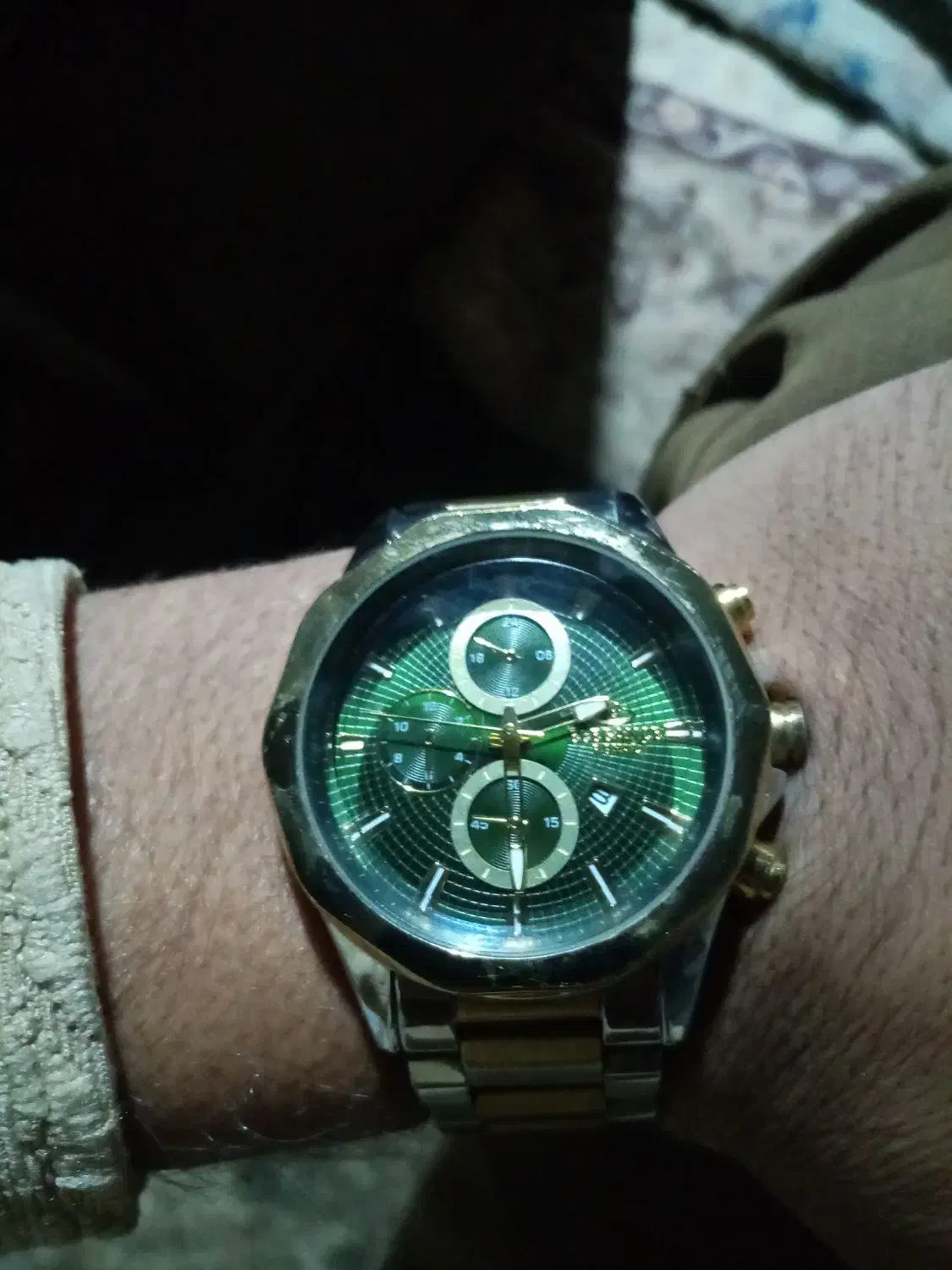 سـاعـت اِلـگـانـس|ساعت|نیشابور, سرآب کوشک|دیوار