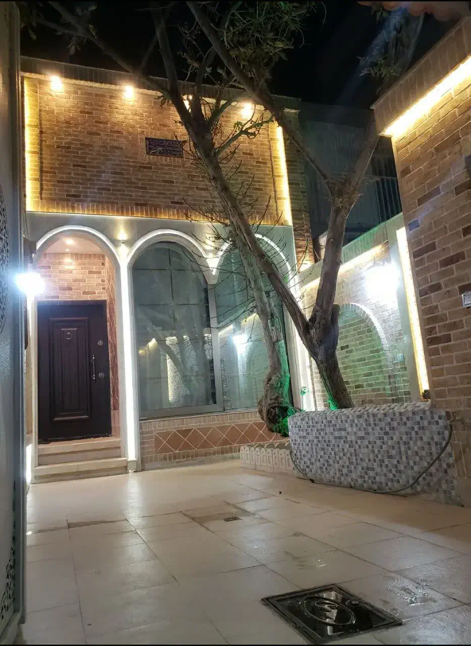 اجاره روزانه ویلایی دوبلکس خیابان شیرازی ۴|اجارهٔ کوتاهمدت آپارتمان و سوئیت|مشهد, چهارباغ|دیوار