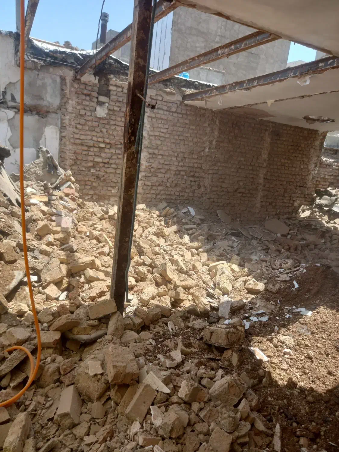 تخریب ساختمان|خدمات پیشه و مهارت|اسلامشهر, شهرک واوان|دیوار